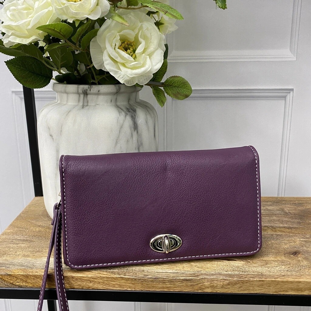 Martha Purse, Colour: Aubergine