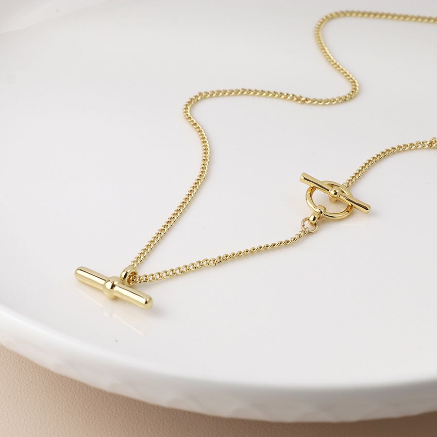 Pom Golden chunky chain and t-bars necklace