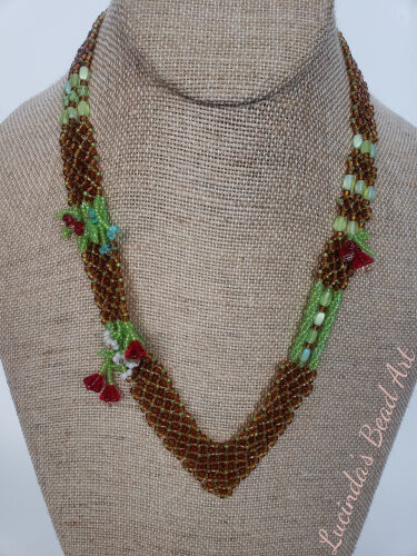 Brown Netted Flower Necklace