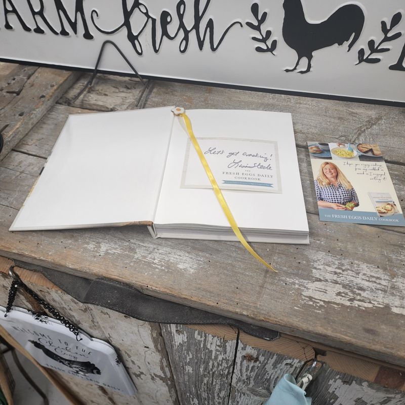 Fresh Eggs Daily Cookbook by Lisa Steele