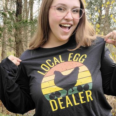 Meyer Hatchery 2026 Local Egg Dealer Long Sleeve Unisex Tee – Limited Edition