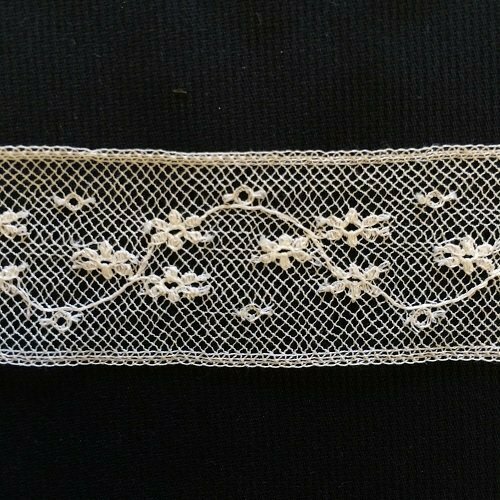 217D Ecru Lace Insertion (Priced Per Yard)