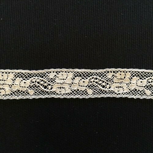 231C Ecru Lace Insertion (Priced Per Yard)