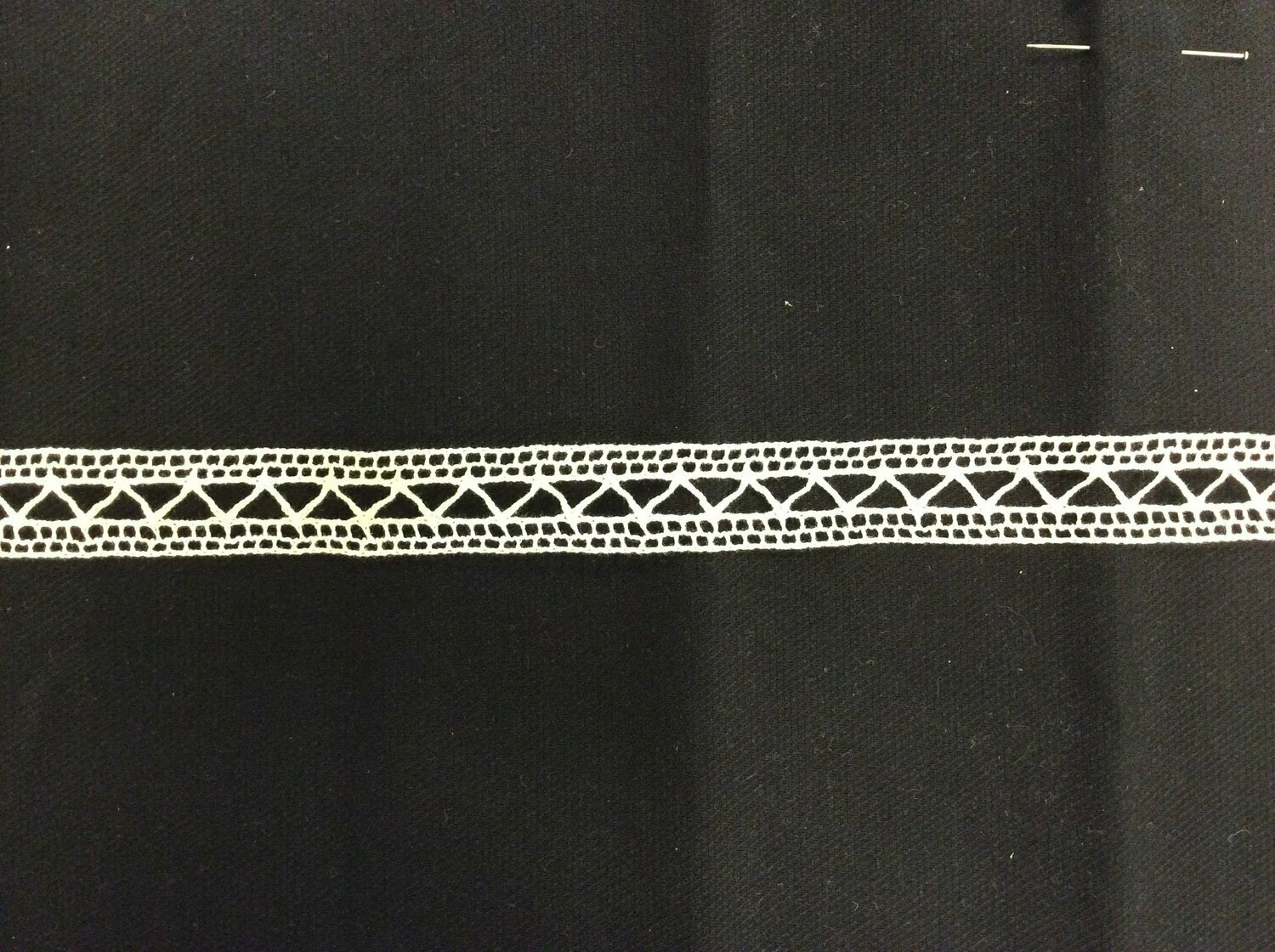248 Ecru Lace Insertion (priced by the yard)