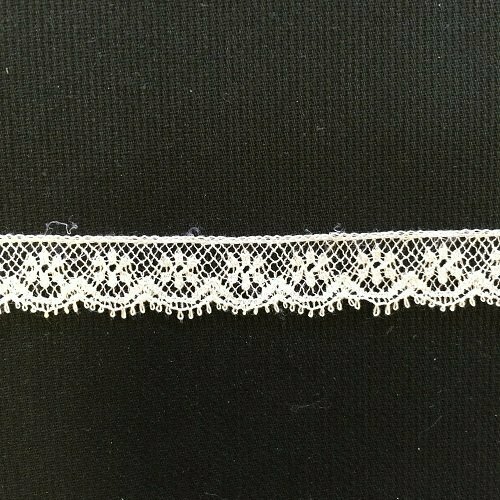 102A White Lace Edging (Priced Per Yard)