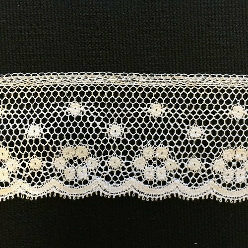 115B White Lace Edging (Priced Per Yard)