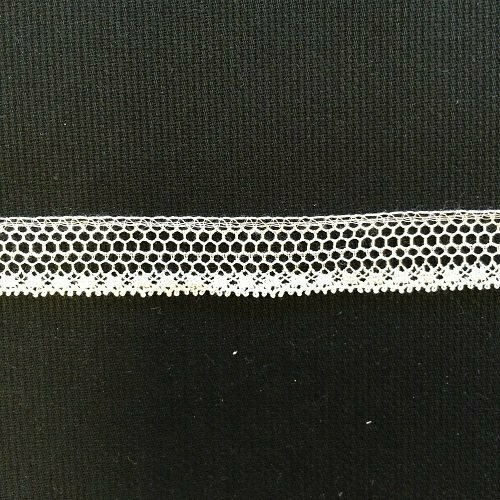 129 White Lace Edging (Priced Per Yard)