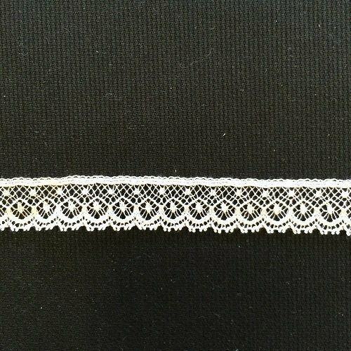 144E White Lace Edging (Priced Per Yard)