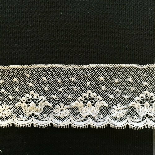 155C White Lace Edging (Priced Per Yard)