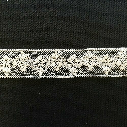 141A White Lace Insertion (Priced Per Yard)