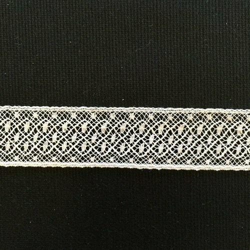 144B White Lace Insertion (Priced Per Yard)