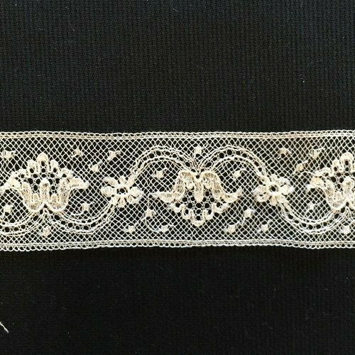 155B White Lace Insertion (Priced Per Yard)
