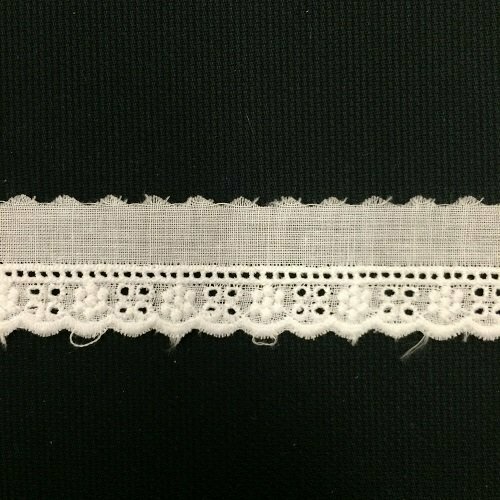 199 White Swiss Edging Trim  (Priced Per Yard)