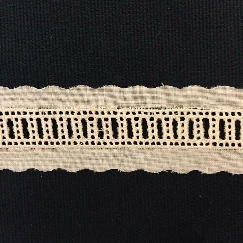 137 Ecru Swiss Entredeux Beading  (Priced Per Yard)