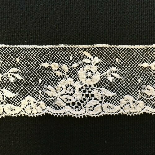 109B White Lace Edging (Priced Per Yard)