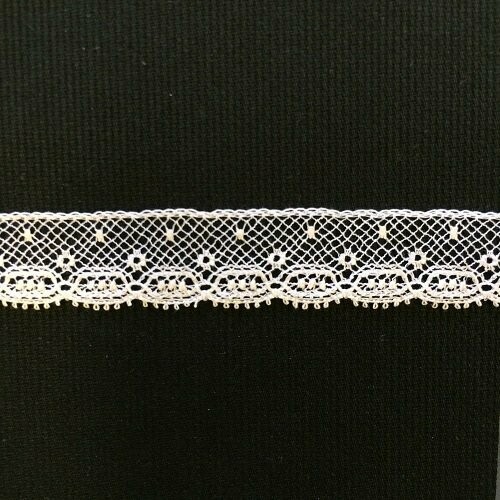 108C White Lace Edging (Priced Per Yard)