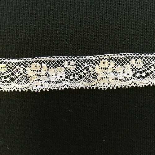 110C White Lace Edging (Priced Per Yard)