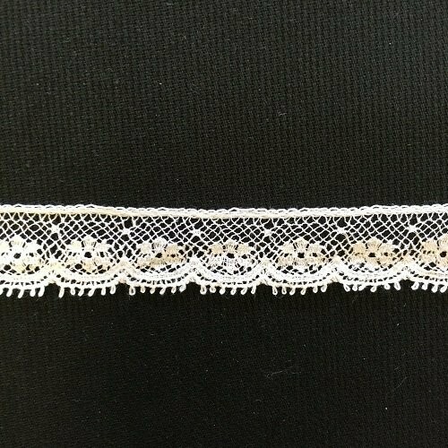 102B White Lace Edging (Priced Per Yard)