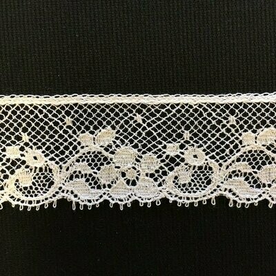 112A White Lace Edging (Priced Per Yard)