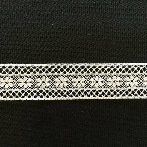 103A White Lace insertion (Priced Per Yard)
