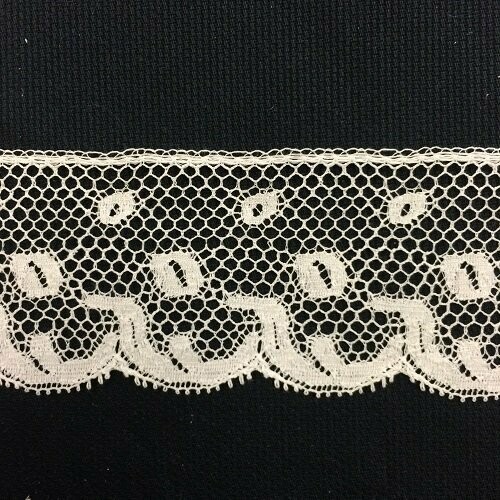 410 Ivory Gooseneck Lace Edging (Priced Per Yard)