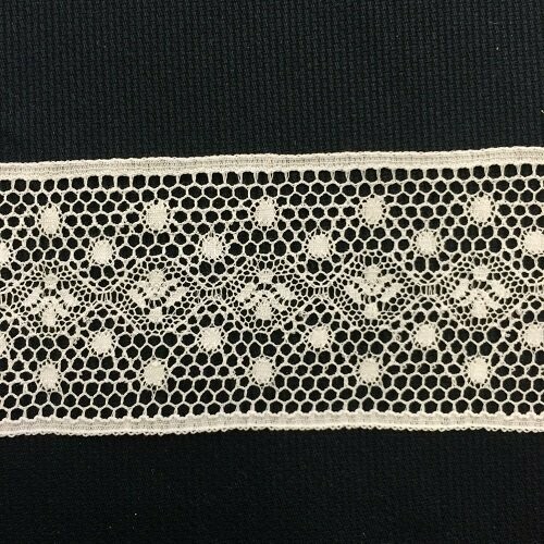 400B Ivory Lace Insertion (Priced Per Yard)