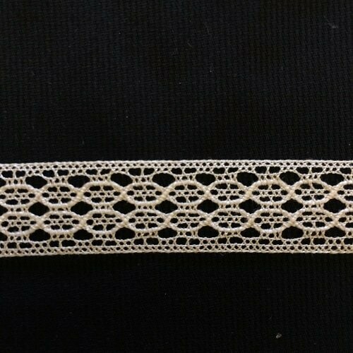 209C Ecru Lace Insertion (Priced Per Yard)