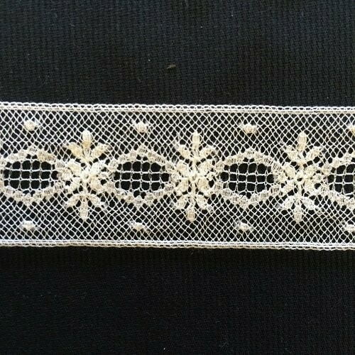 215A Ecru Lace Insertion (Priced Per Yard)
