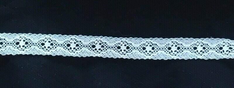 201F Ecru Lace Insertion
