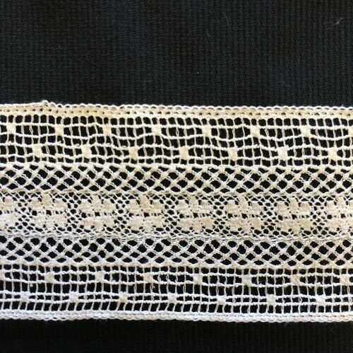 200G Ecru Lace Insertion  (Priced Per Yard)