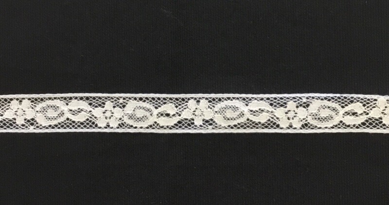 112D White Lace Insertion (Priced Per Yard)