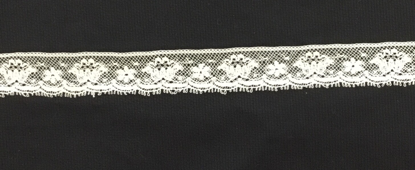 155E White Lace Edging (Priced Per Yard)