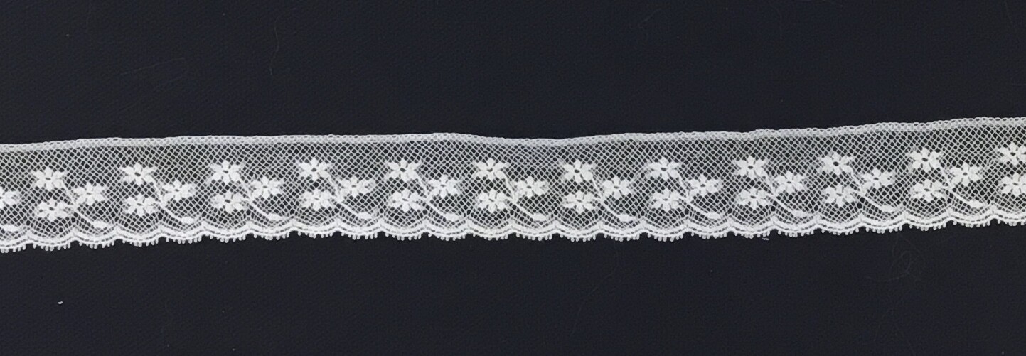 156D white lace edging (Priced Per Yard)