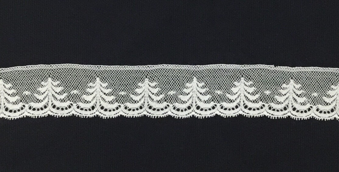 162 White Lace Edging (Priced Per Yard)