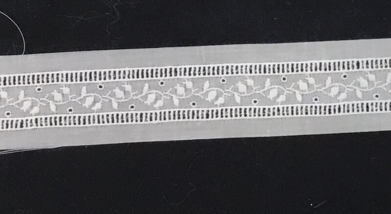 124 Swiss Trim White