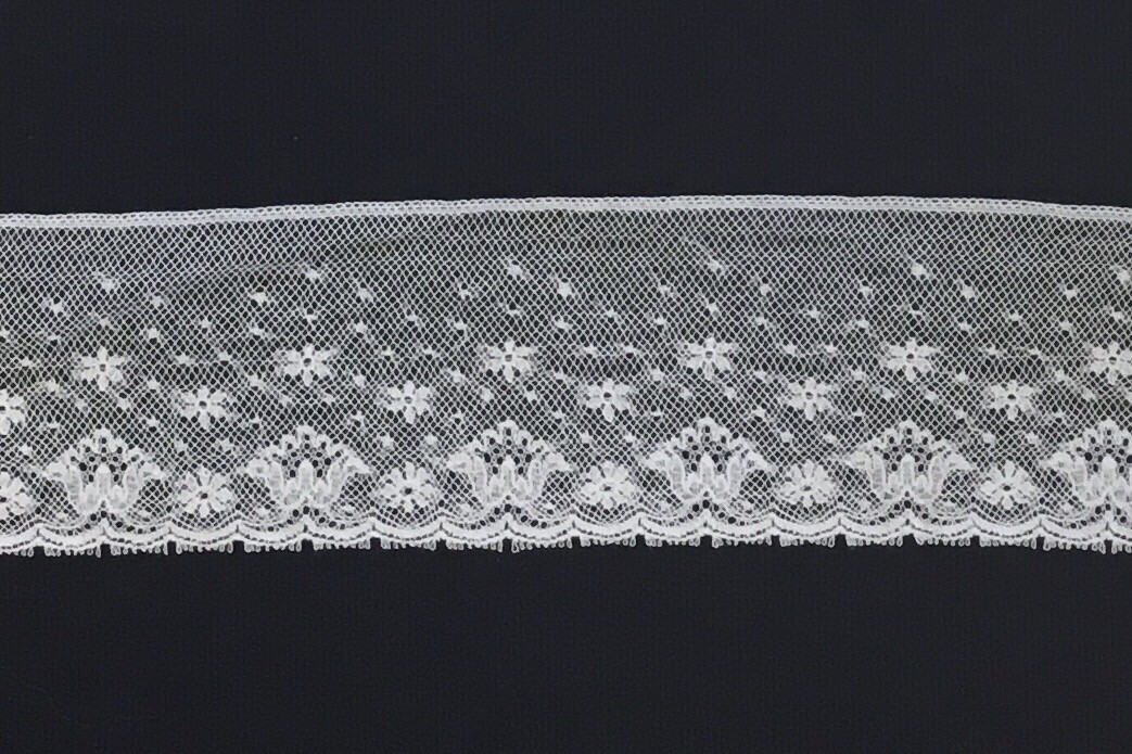 155F White Lace Edging (Priced Per Yard)