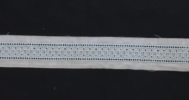 146B White/Blue Swiss insertion.  Priced Per Yard)