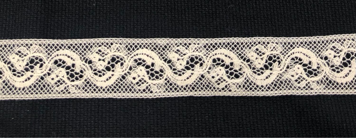 210A Ecru Lace Insertion (Priced Per Yard)