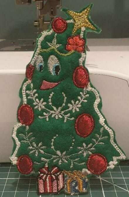 Christmas Tree Bookmark / Decoration