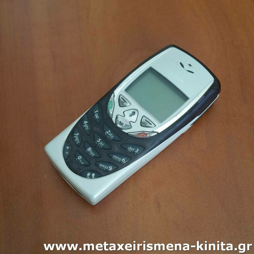 Nokia 8310 05