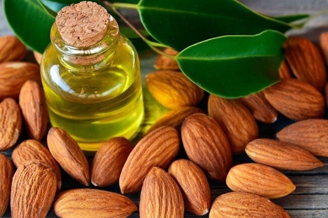Carrier oil( Sweet Almond oil)
