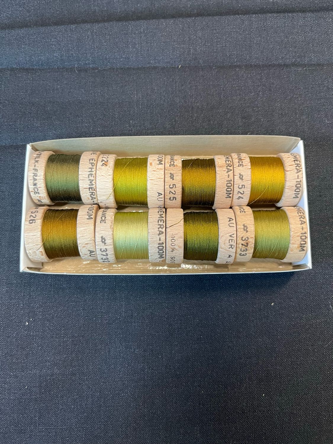 Sélection BAETIS de 8 nuances Soie Ovale