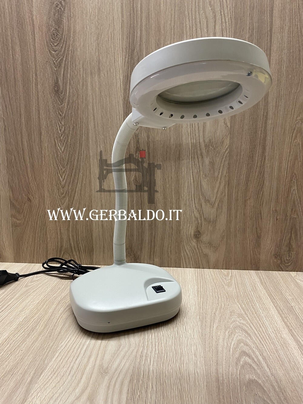 LAMPADA A LED DA TAVOLO LAMPADA A LED DA TAVOLO