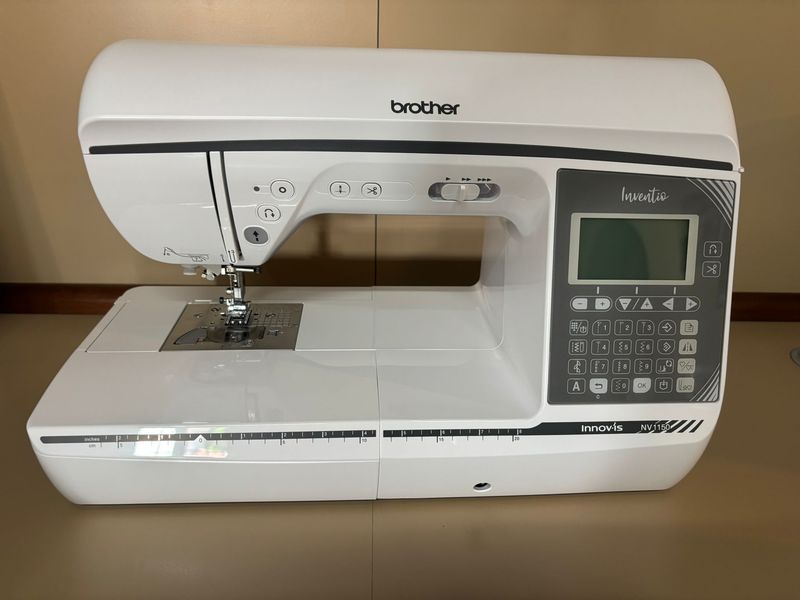 MACCHINA DA CUCIRE BROTHER NV1150 Esposta