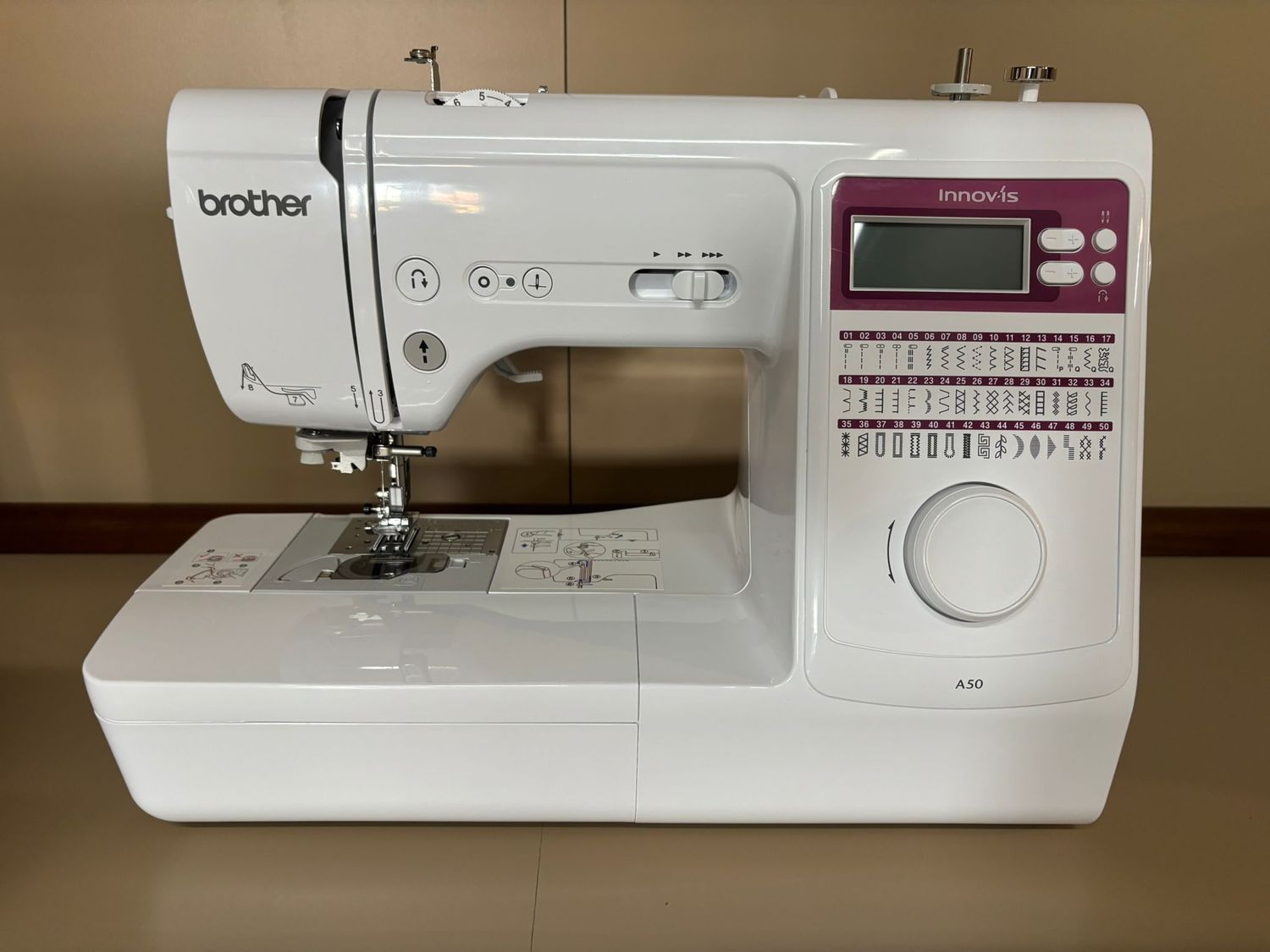 MACCHINA DA CUCIRE BROTHER A50 Esposta