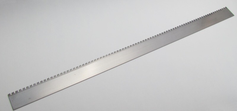 Hantscho Cross Perf Blades - 22.000" Long