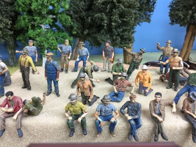 Buffalo Landing Figures