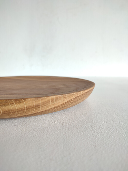 Assiette sans bord Chêne