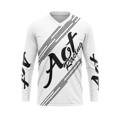 “Streamlined” Moto Dylan Kirchner Signature