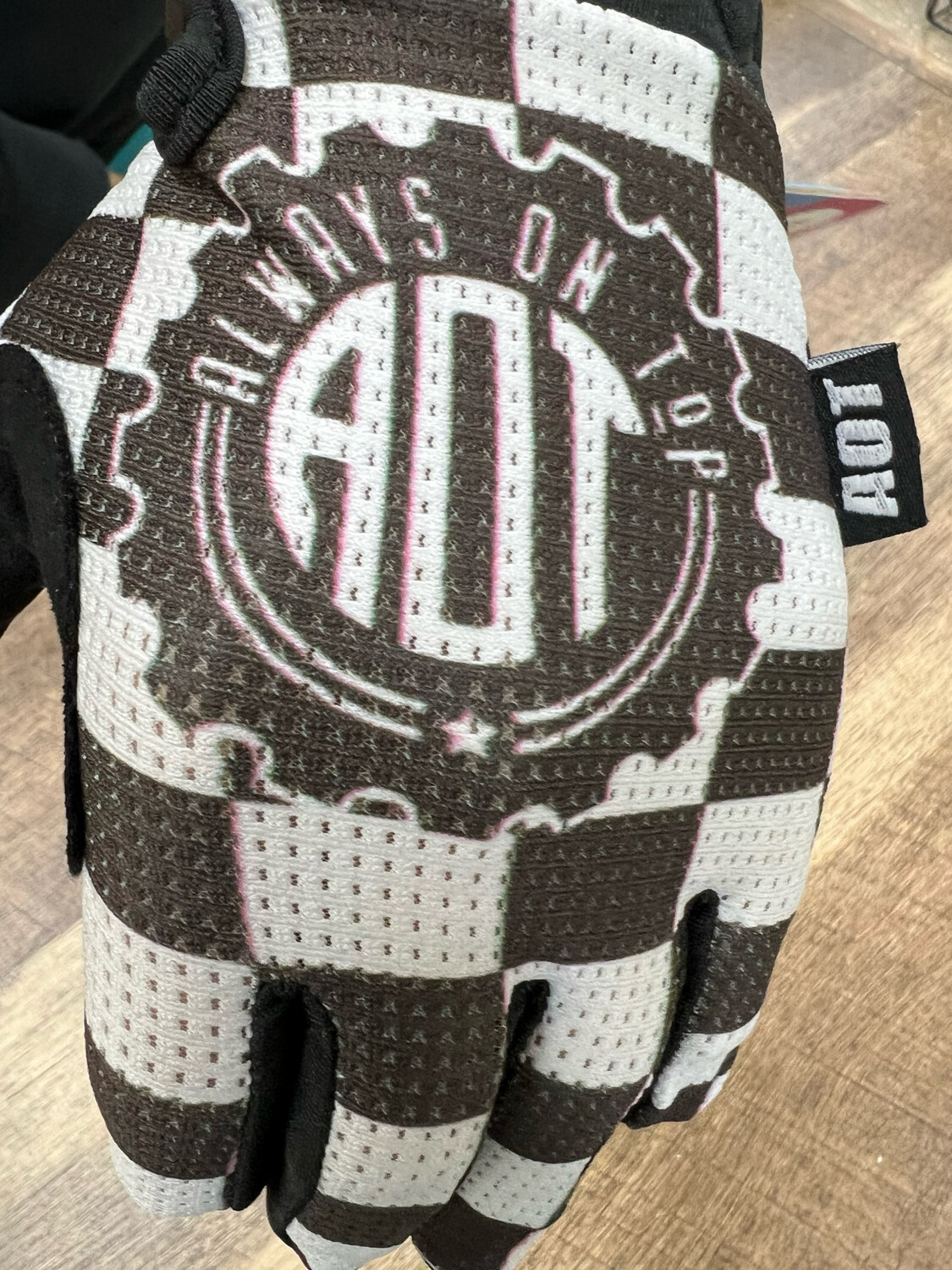 Checkered Glove Blowout Misprint